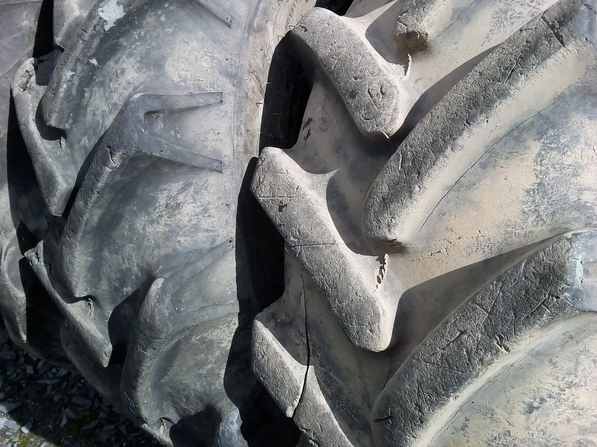 15.5/80 X 24 tyres - Image 1