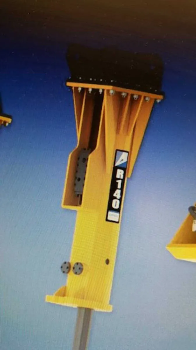 rockbreaker hire ireland - Image 1