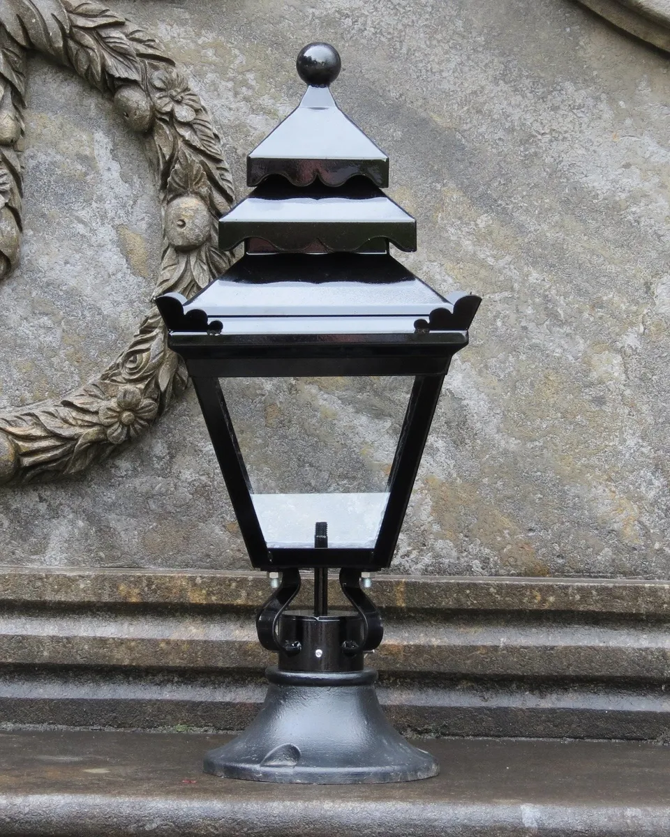 Cast Iron Pier Lights - Image 2