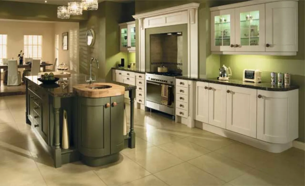 Kitchen units - Image 1