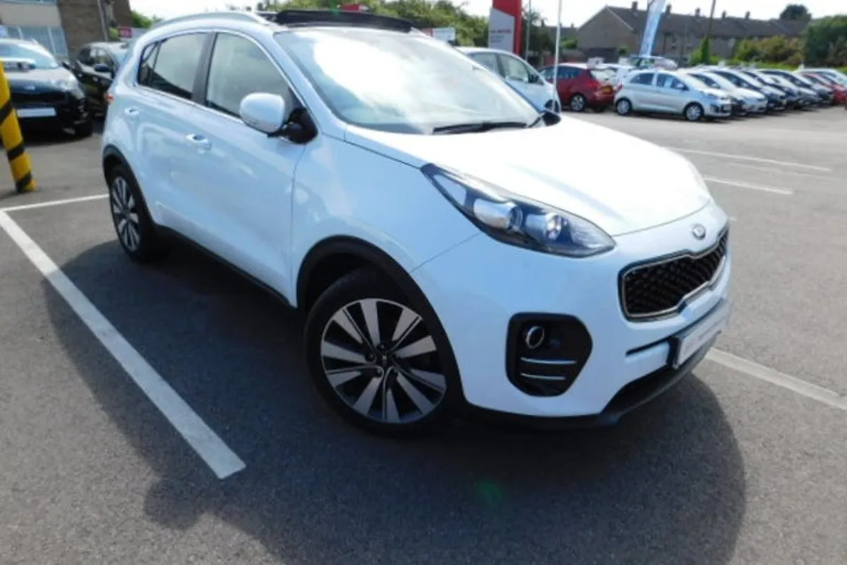 Breaking Kia sportage