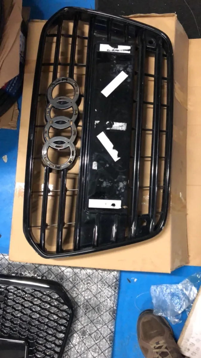 Genuine Audi A4 a6 grills