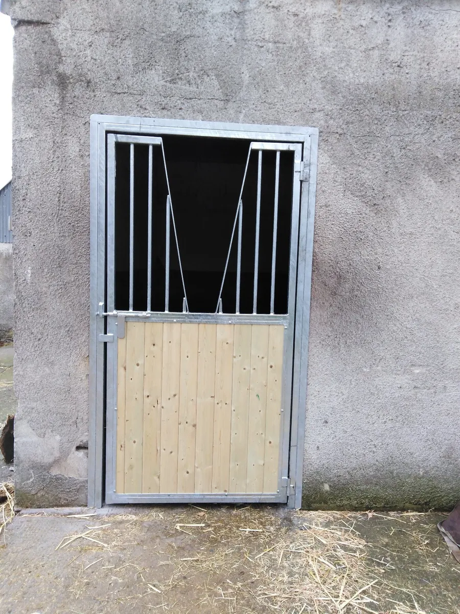 Stable doors - Image 3