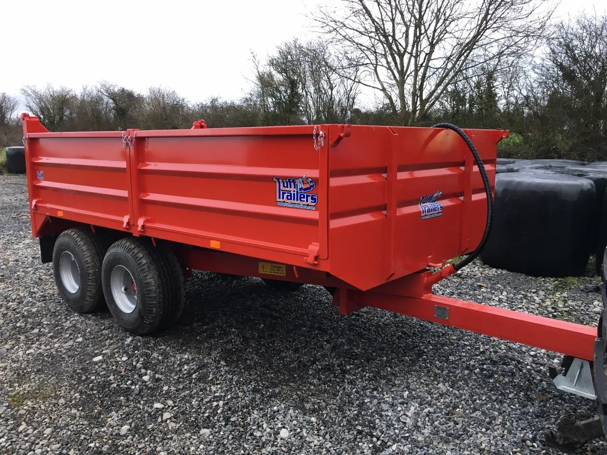 New tuffmac 13/7'6 Tipping trailer