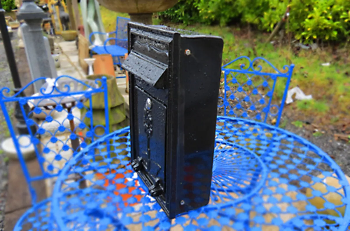 Cast Iron Post Box - Image 2