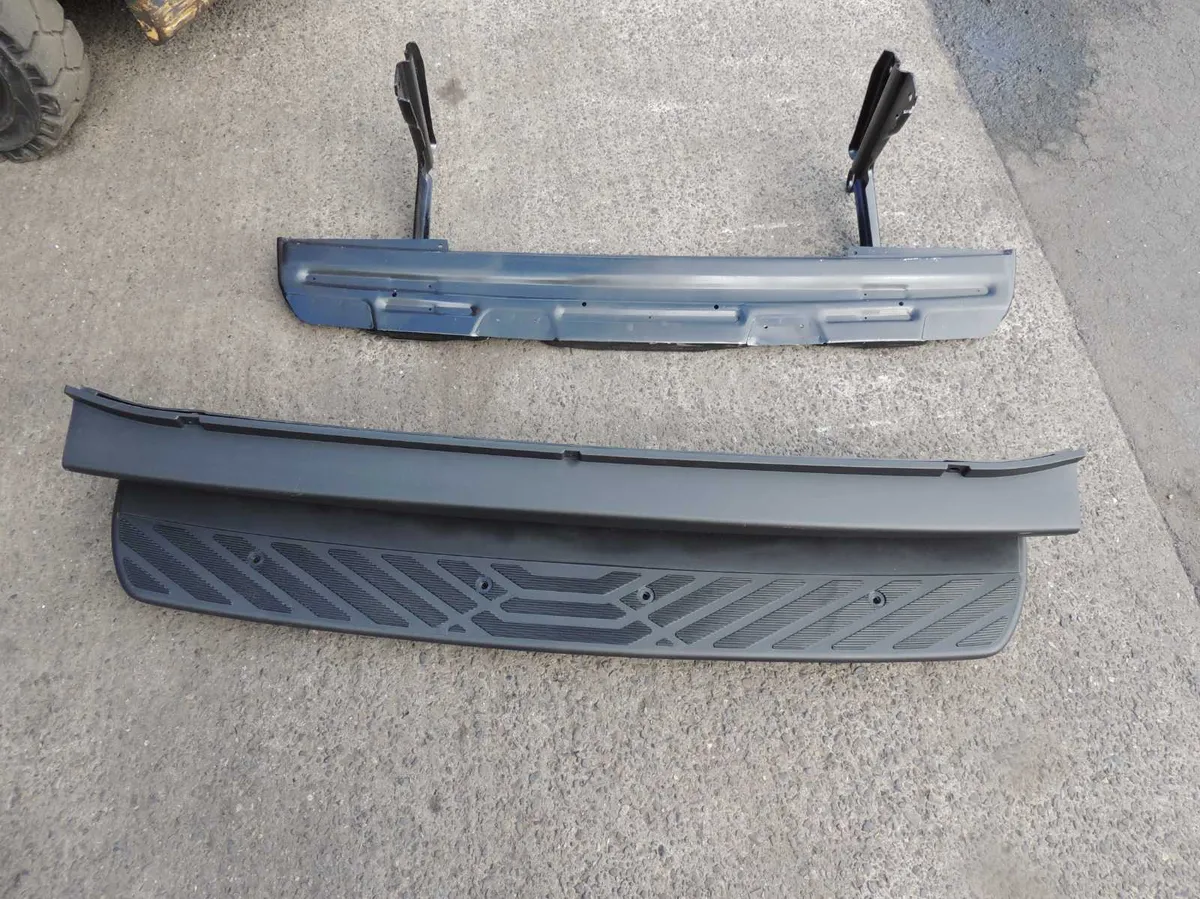 Mercedes sprinter best sale back step