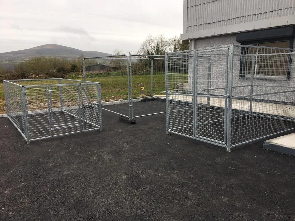 dog run and chicken runs just €350