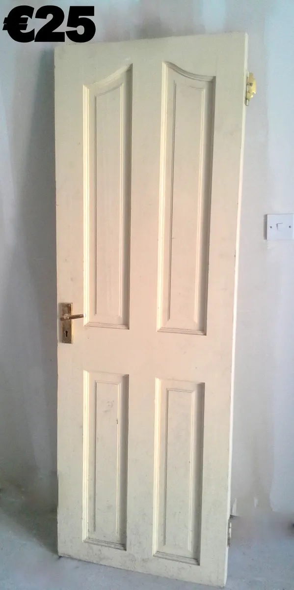 Selection of White internal doors - Image 2