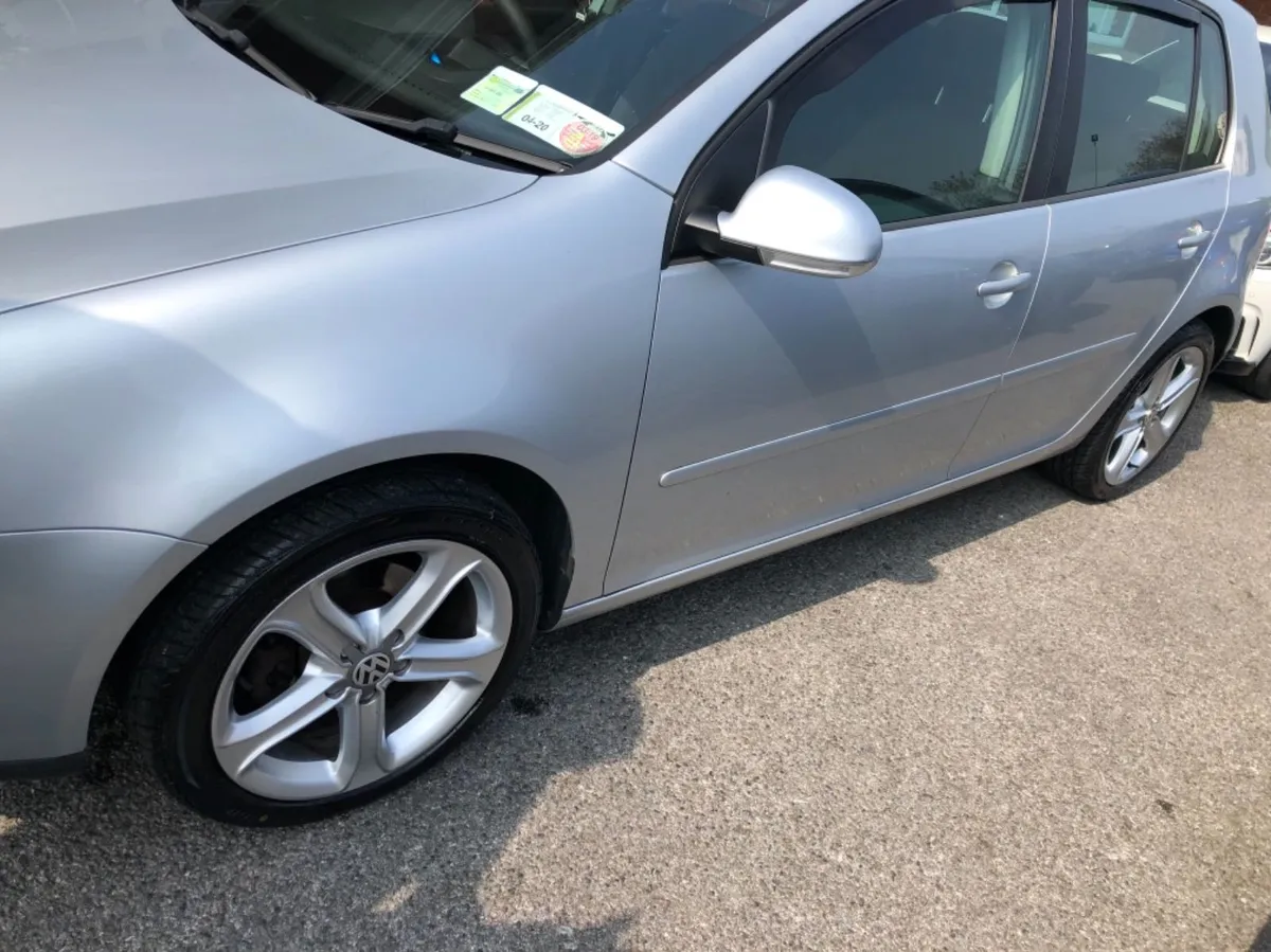 17” used 5 spoke vw alloys