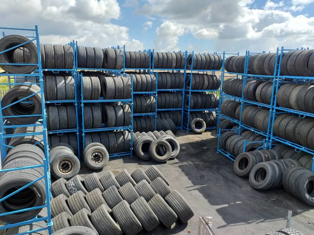 315/80 Drive Tyres