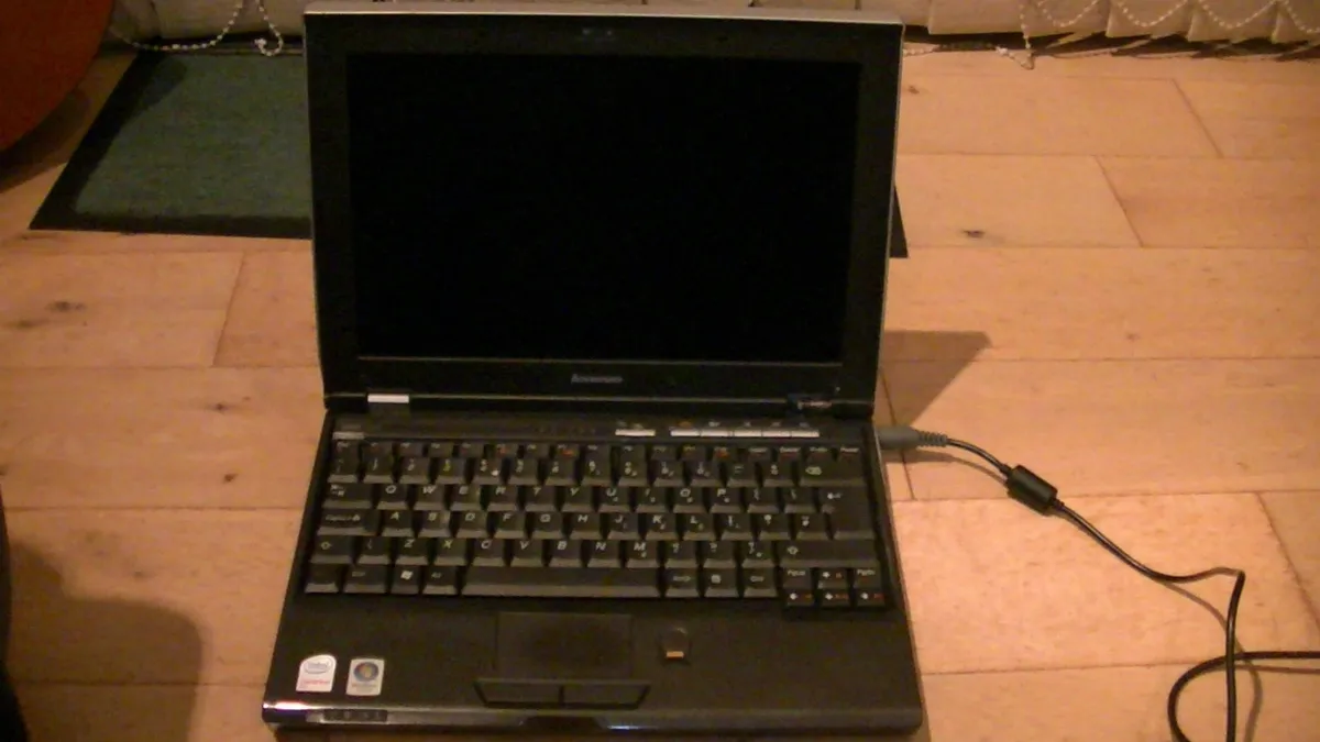 Lenovo 3000 V200 Laptop (Hurry Most Go) - Image 1