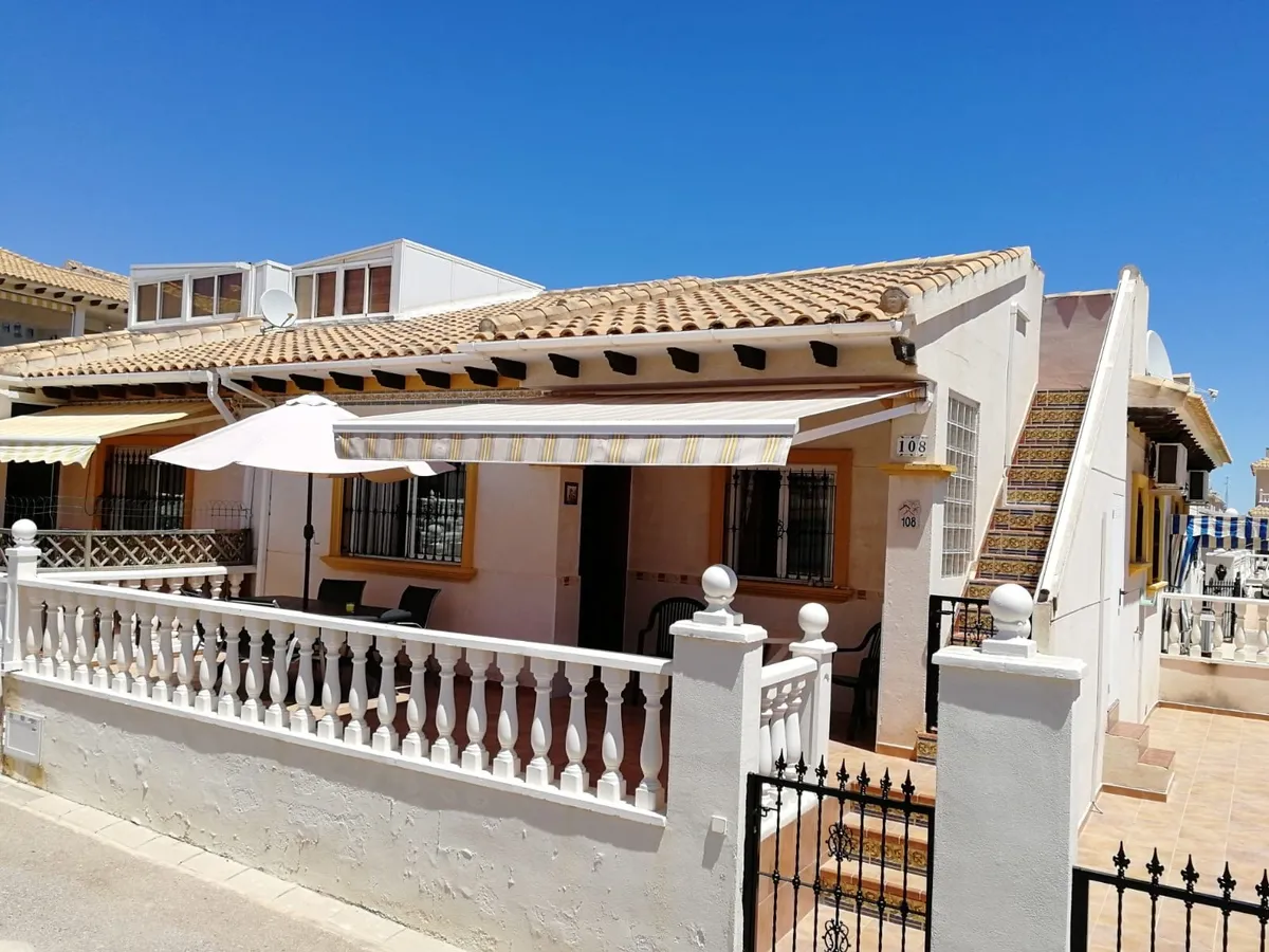 Rent in Cabo Roig,