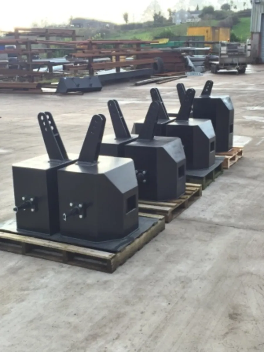 600kg Tractor Weights - Image 1