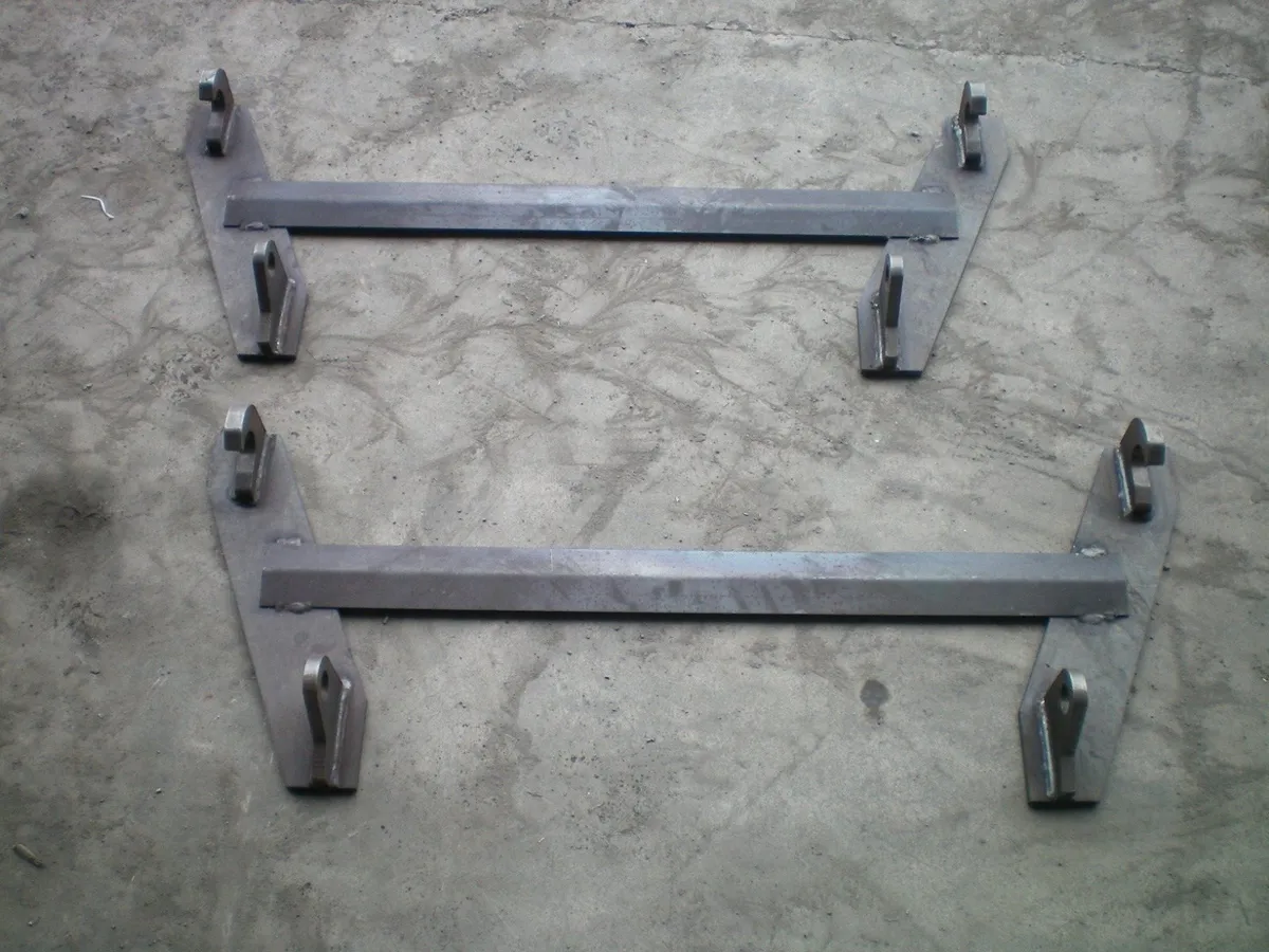 Weld on Brackets - Image 3