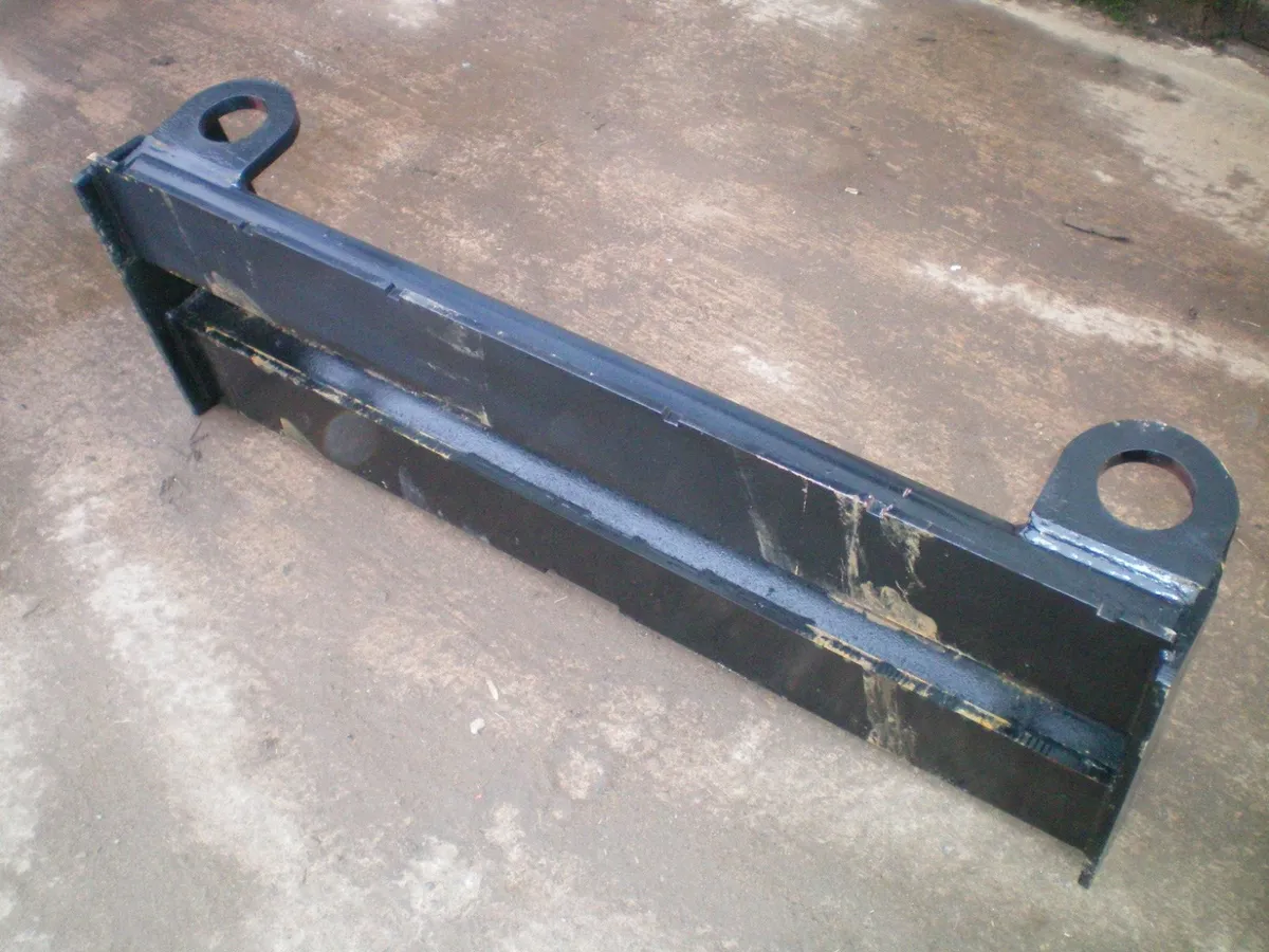 16'' Matbro Pin and Cone Palletfork Carriage - Image 2