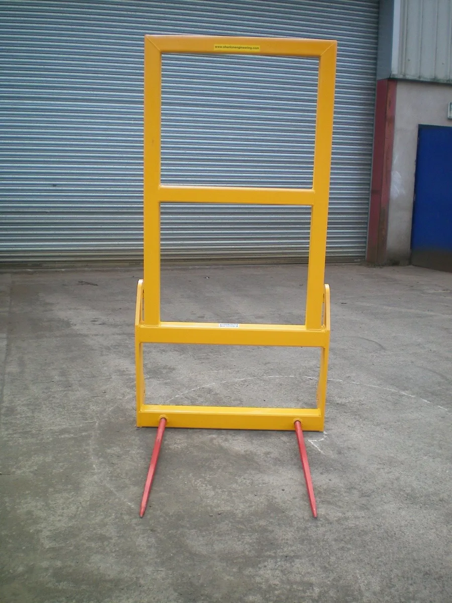 Telehandler/Loader Bale Spike with/without Frame - Image 1