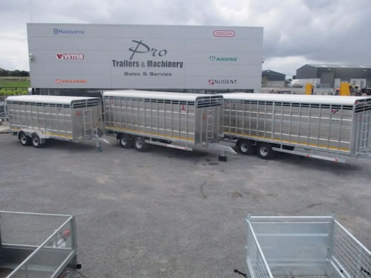 Pro trailers hudson livestock 16 ft / 32 ft - Image 1
