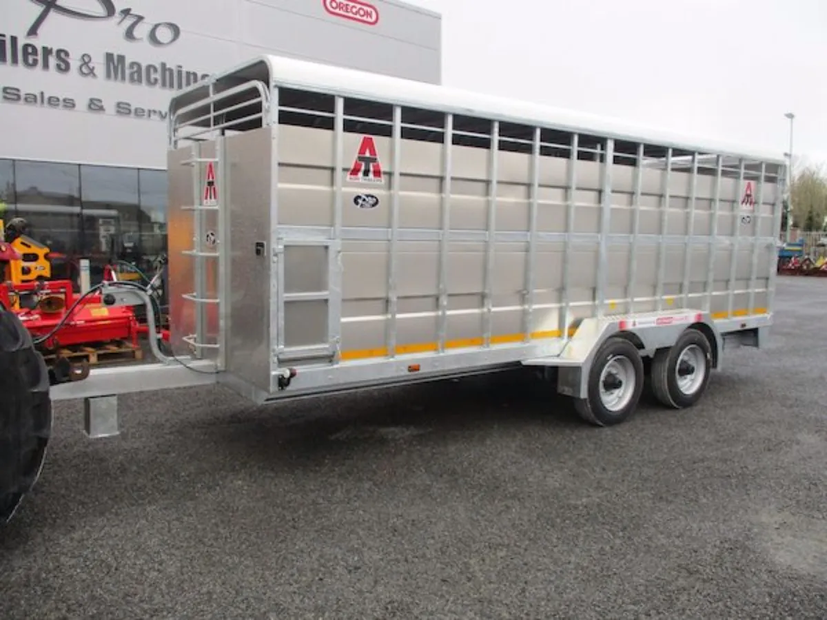 Hudson livestock trailers 16 ft, 18 ft , 20 ft - Image 4