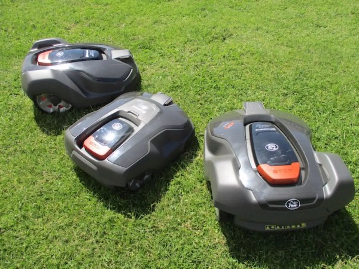 Husqvarna auto mower robotic sales service fitting - Image 4