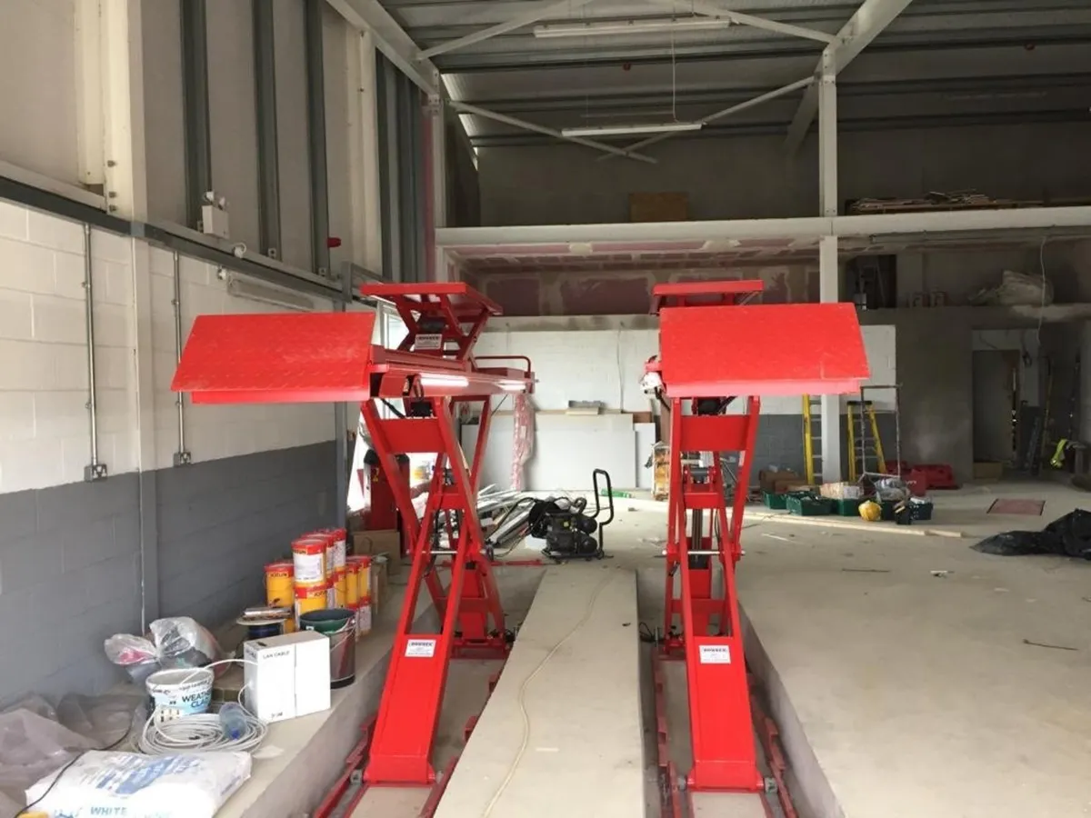 Platform Scissor Lift - Image 4