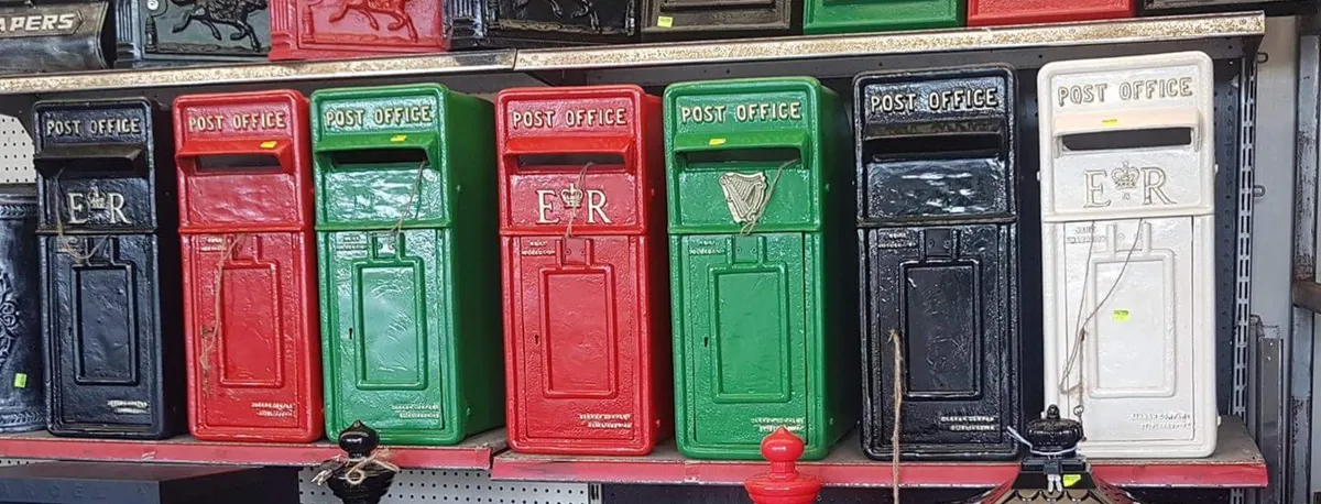 Cast iron old style E.R & Irish harp postboxes - Image 1