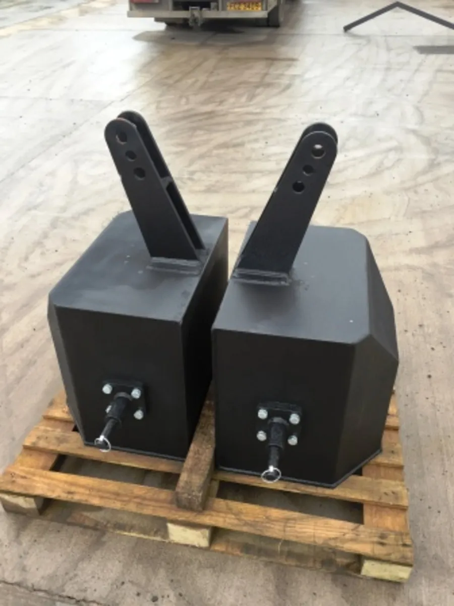 800kg Tractor Weight - Image 3