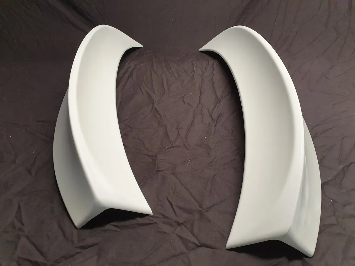 lexus Is220 & Is250 Wald boot spoiler - Image 3