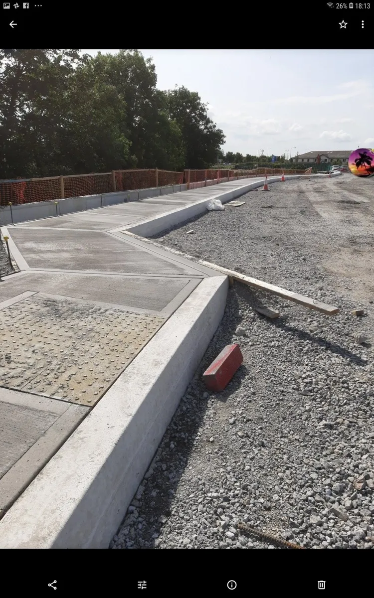 Concrete driveways-, floors,- yards- footpaths ect - Image 2