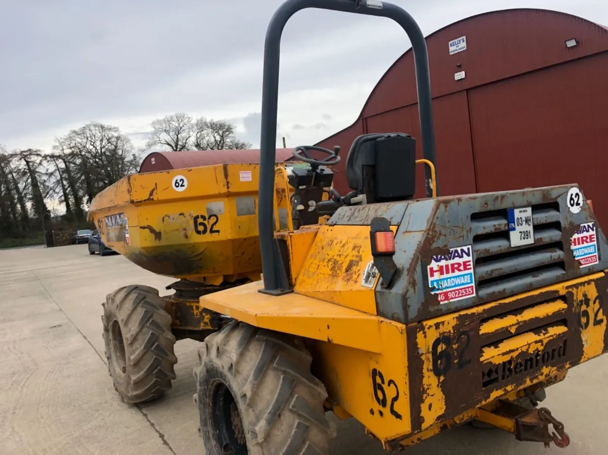 Dumpers for hire and digger - Image 2