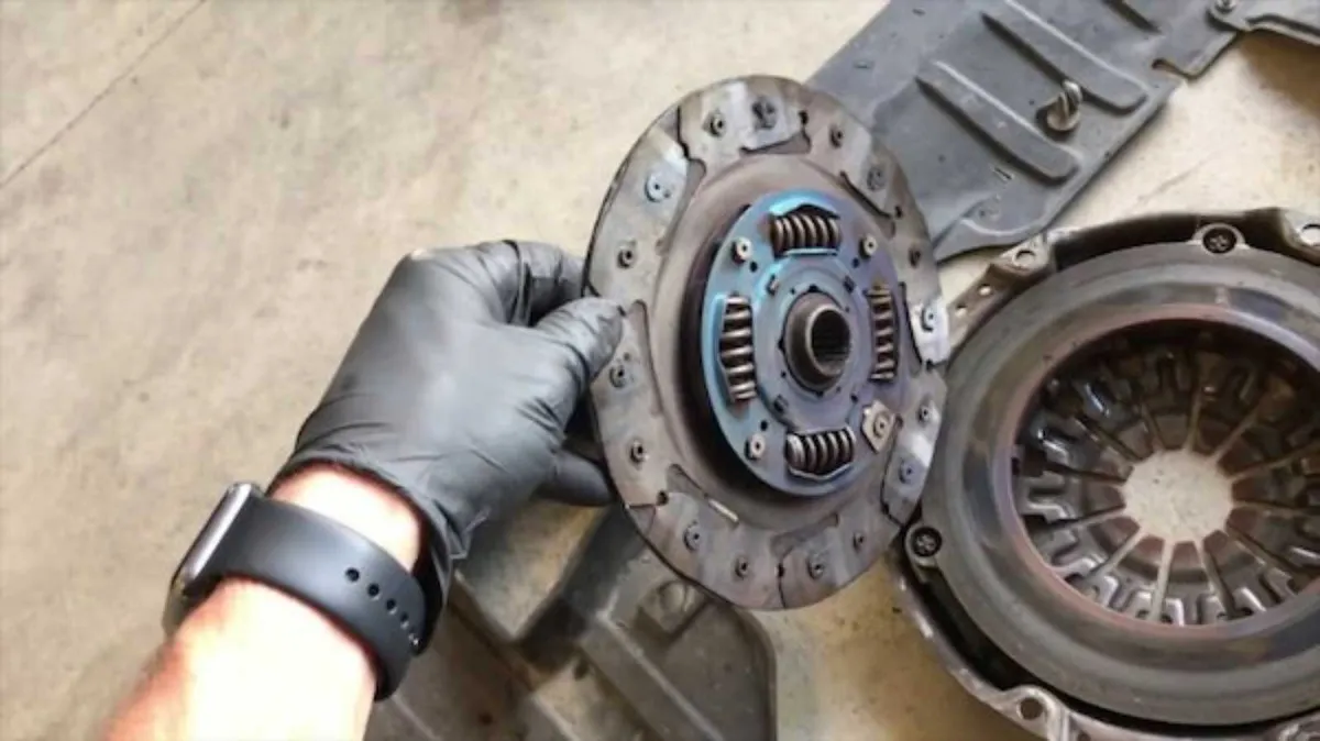 Flywheels/Clutch Replacement - Image 2