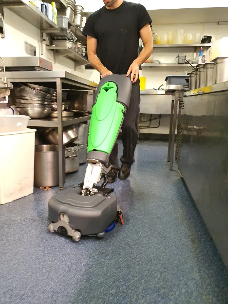 Green Clean EZ Mop micro scrubber dryer - Image 2