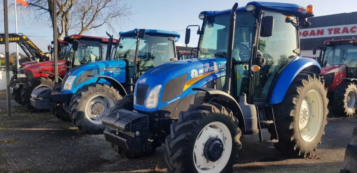 SELECTION OF NEW HOLLAND TRACTORS