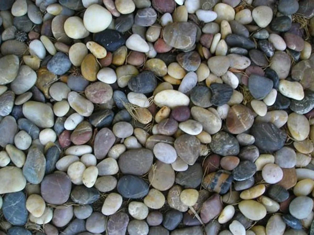 Coloured pebble / gravel / chippings - Image 2