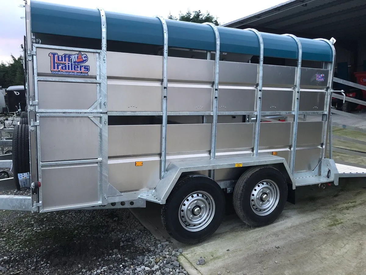 New tuffmac 12 ft sheep trailer