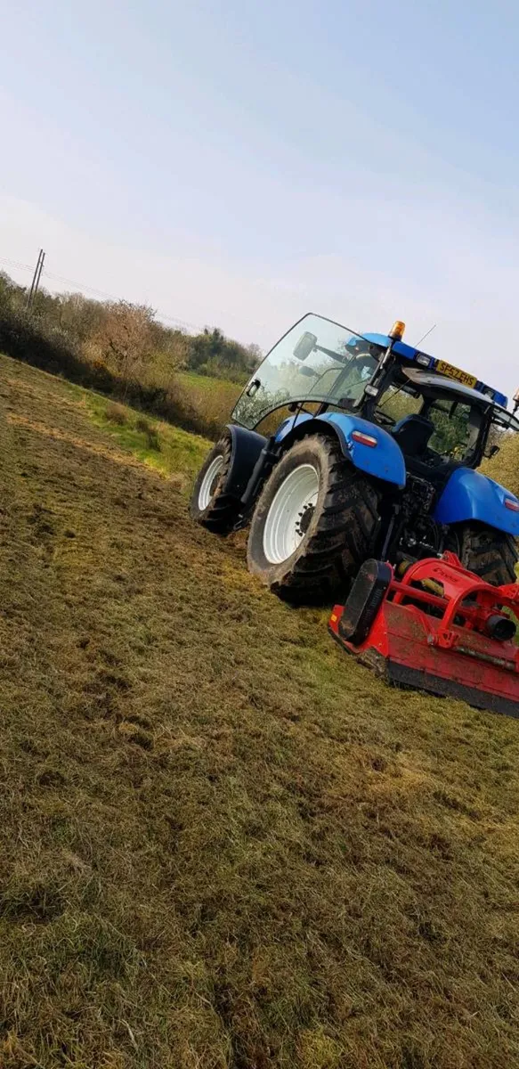 Mulching.moleploughing.hedgecutting.machine work