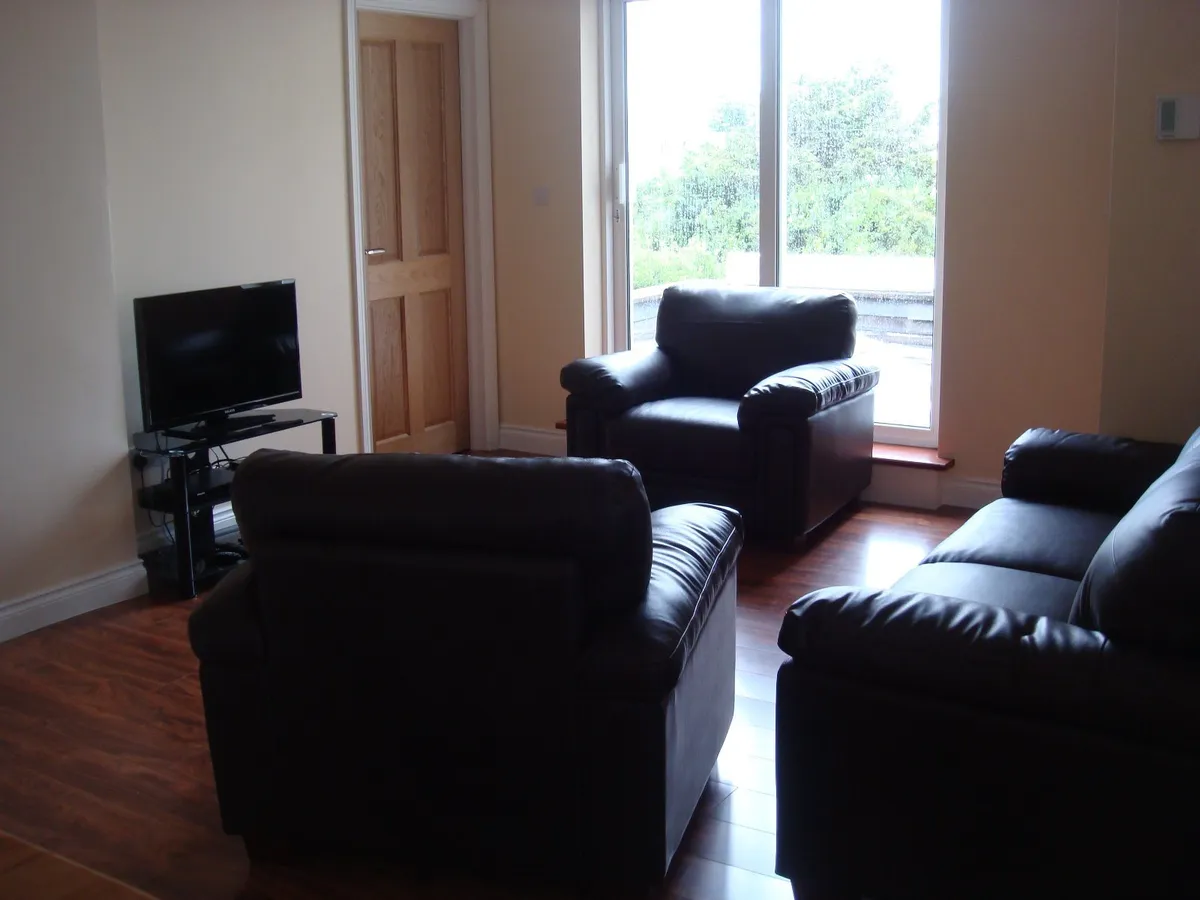 Apartment to Let - Image 2