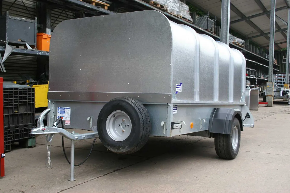 New P8e 8'2 x 4'9'' Unbraked Ifor Williams Trailer