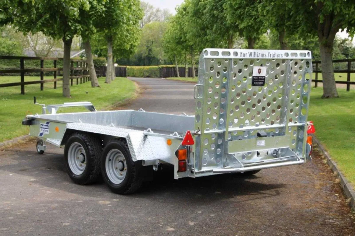 New GH1054 10' x 5'4'' Ifor Williams Plant Trailer - Image 2