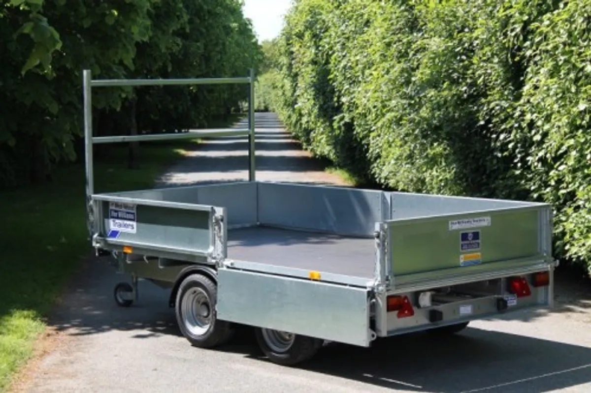 New LM105 10' x 5'6" Ifor Williams Flatbed - Image 3