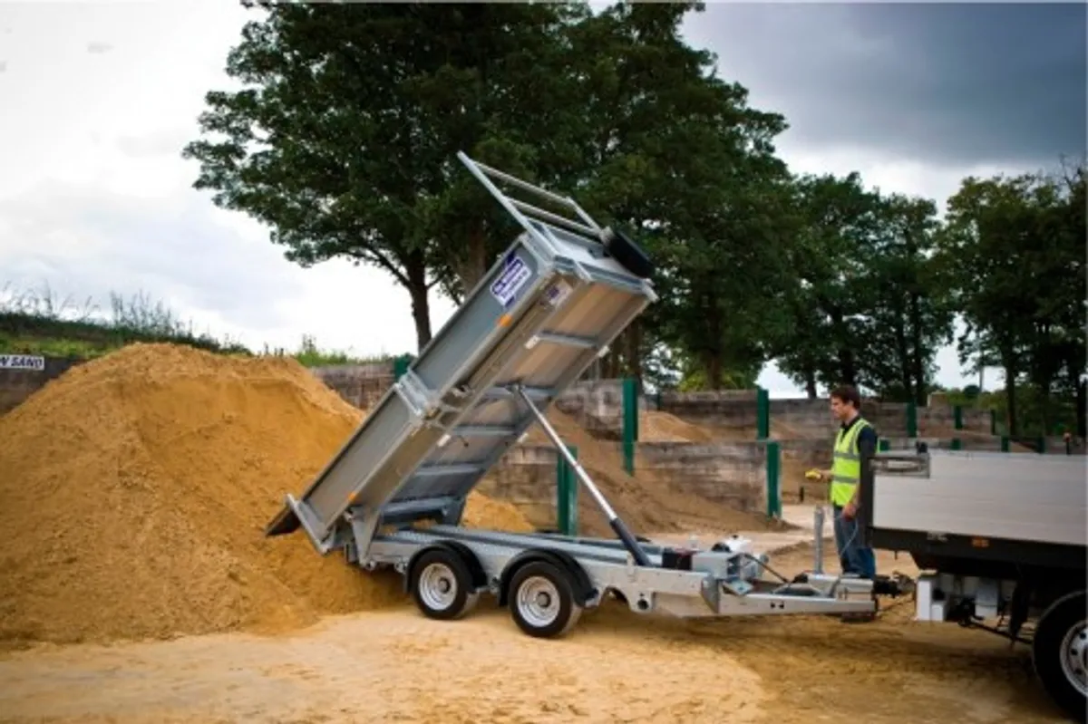 New TT3017 10' x 5'6" Ifor Williams Tipper - Image 1