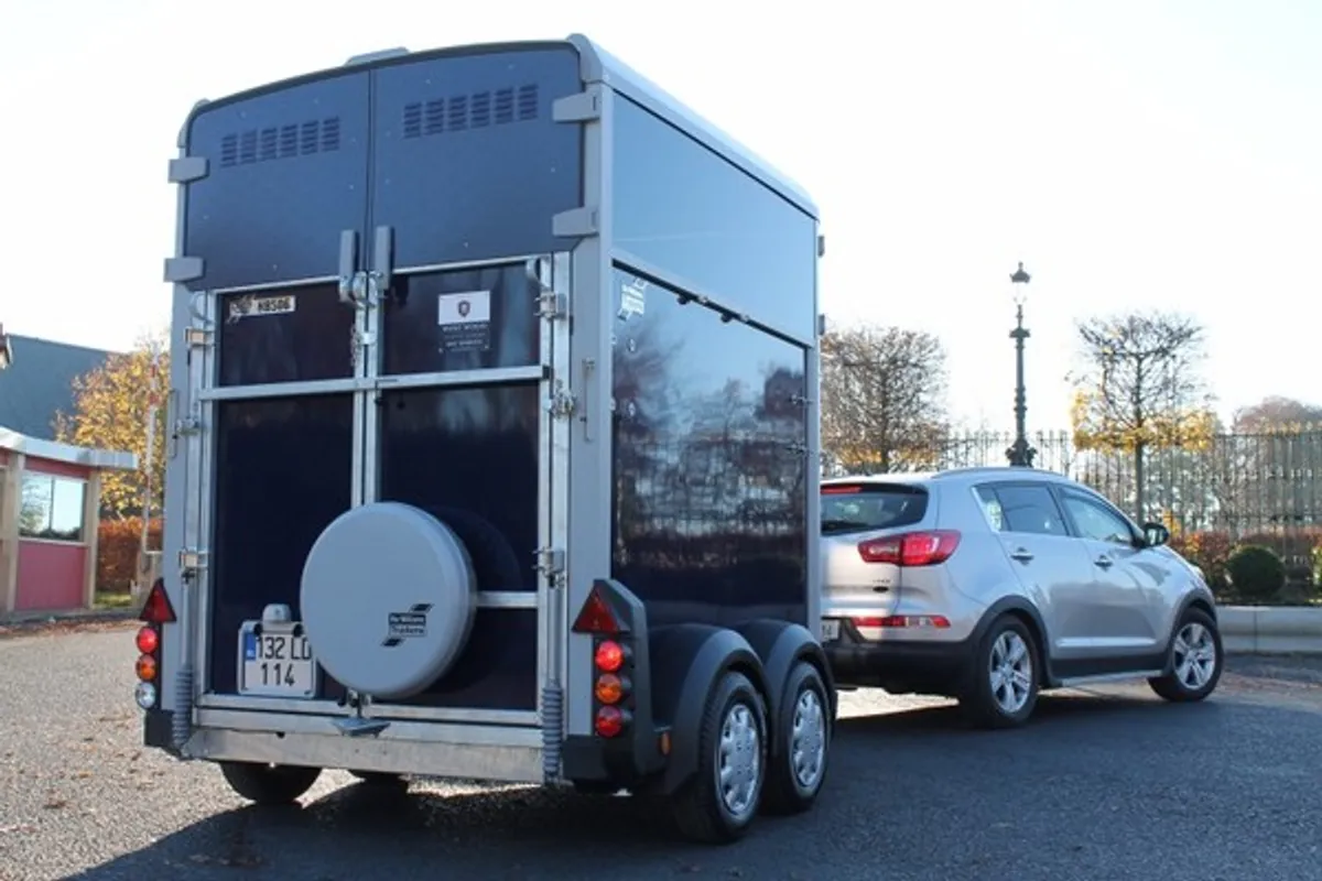 New HB511 Ifor Williams Horsebox - Image 3