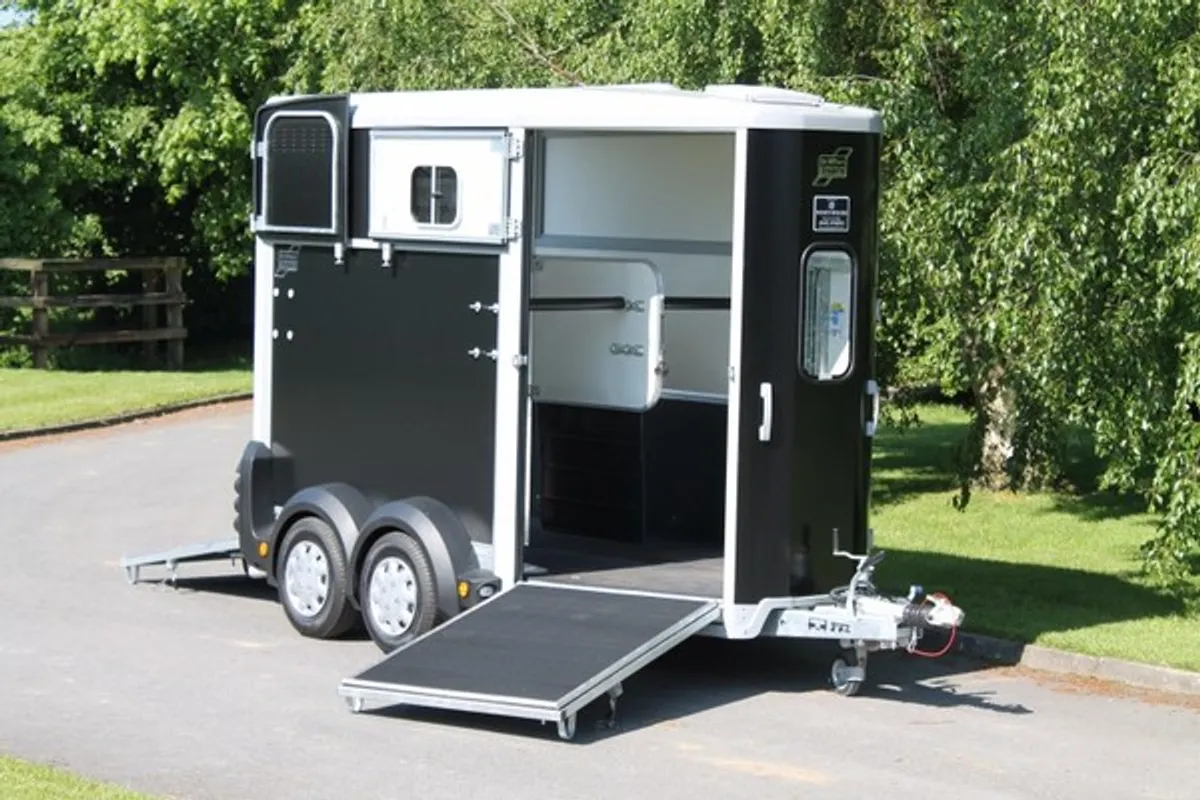 New HB506 Ifor Williams Horsebox