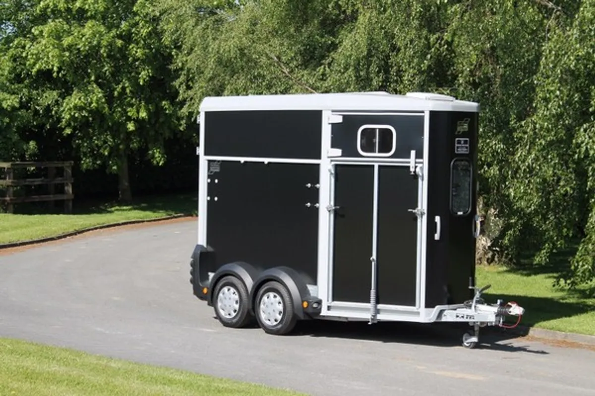 New HB506 Ifor Williams Horsebox - Image 4