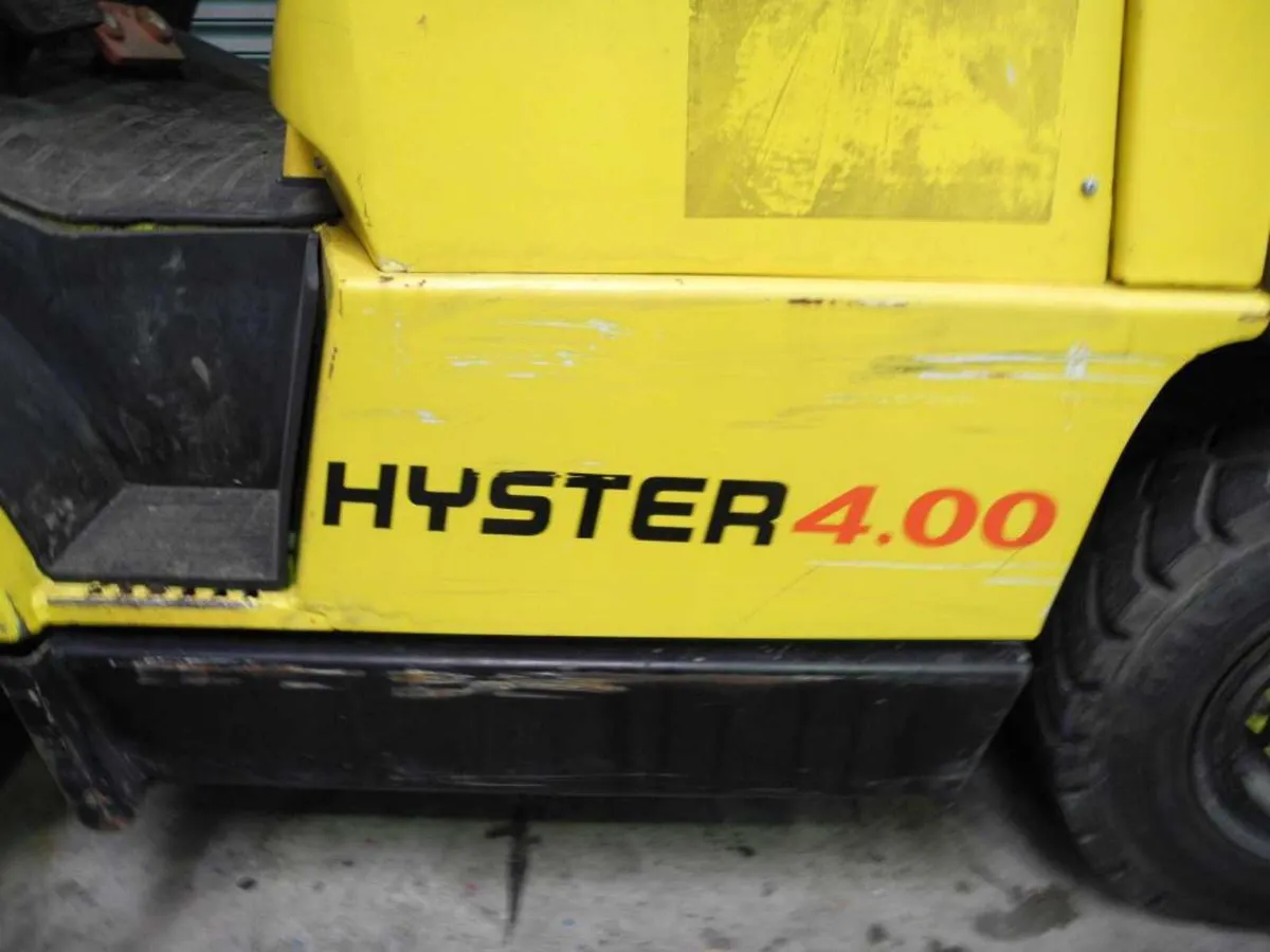 Hyster H400 XM 5.6 Forklift - Image 3