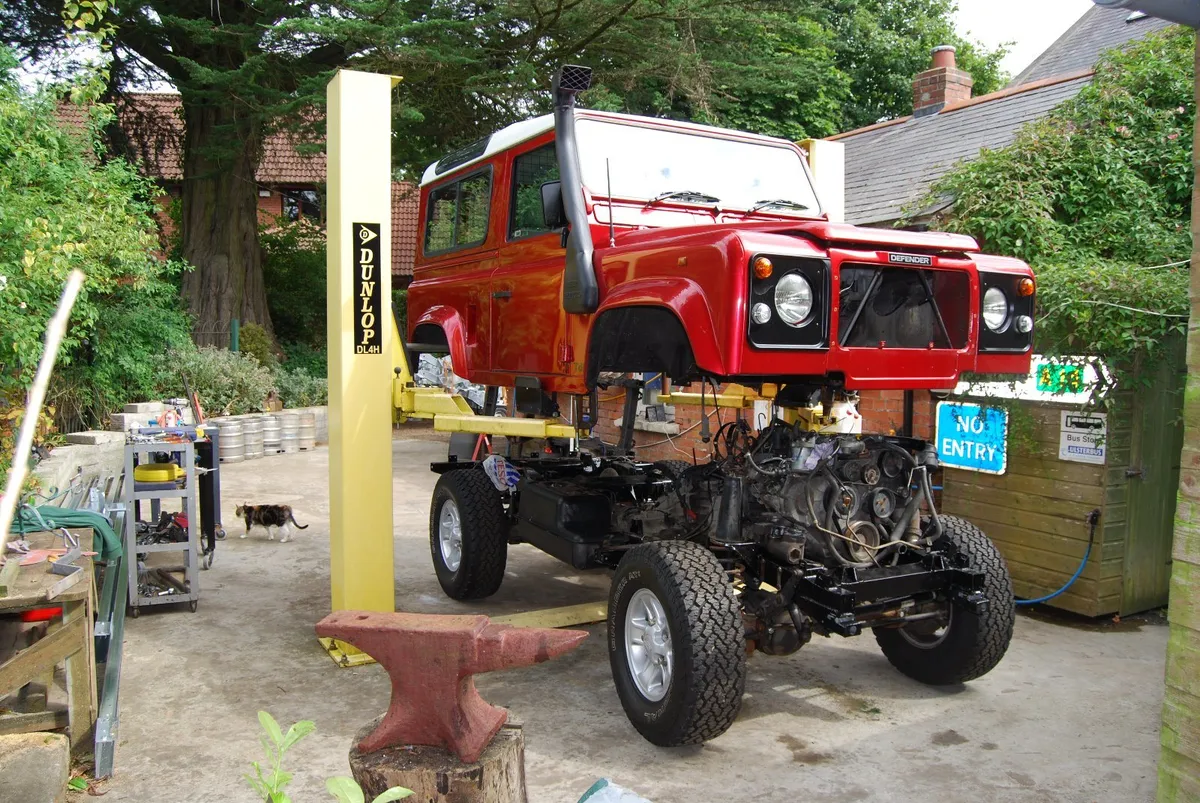 Land Rover Defender Chassis - New Galvanised - Image 4