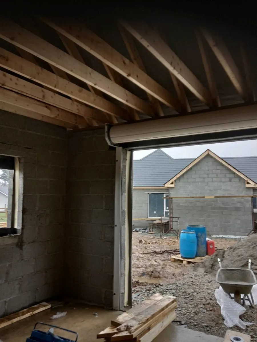 South east roller doors - Image 3
