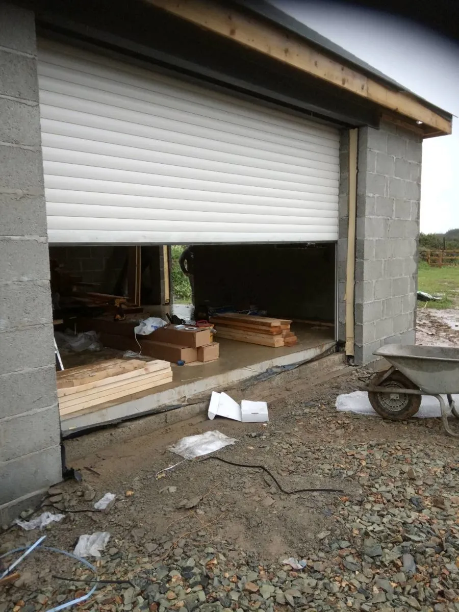 South east roller doors - Image 4