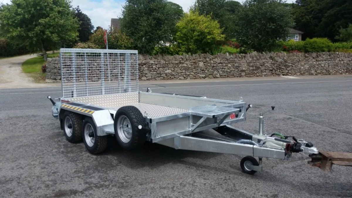 Nugent plant trailer