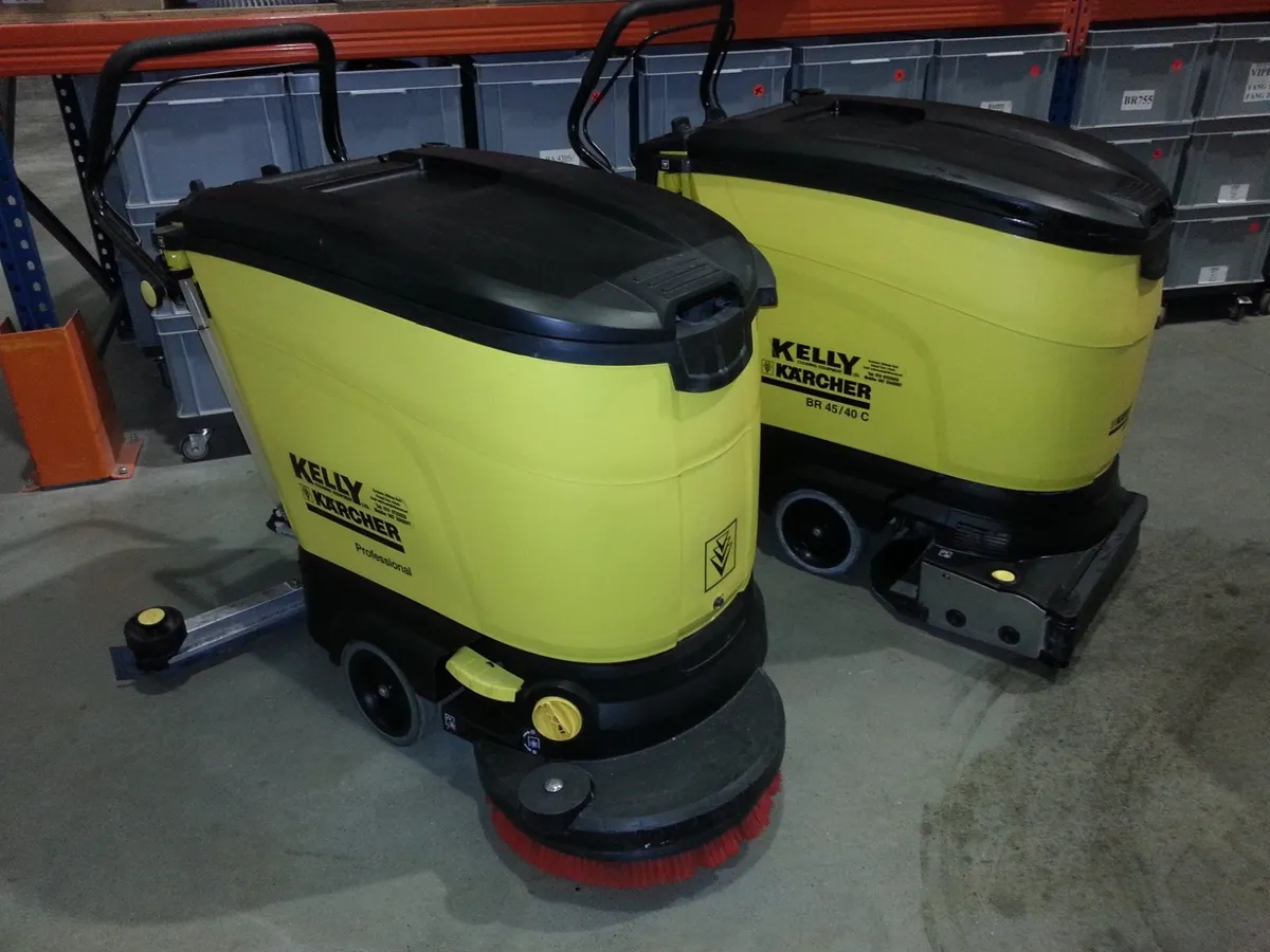 Secondhand Karcher BD45 Scrubber dryer - Image 3