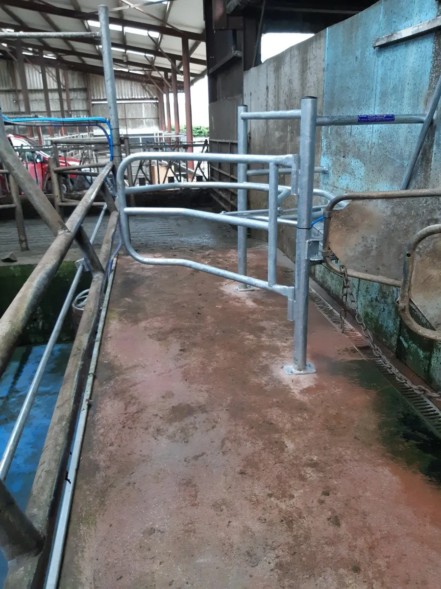 Rear Milking Parlour Air Gates - Image 4